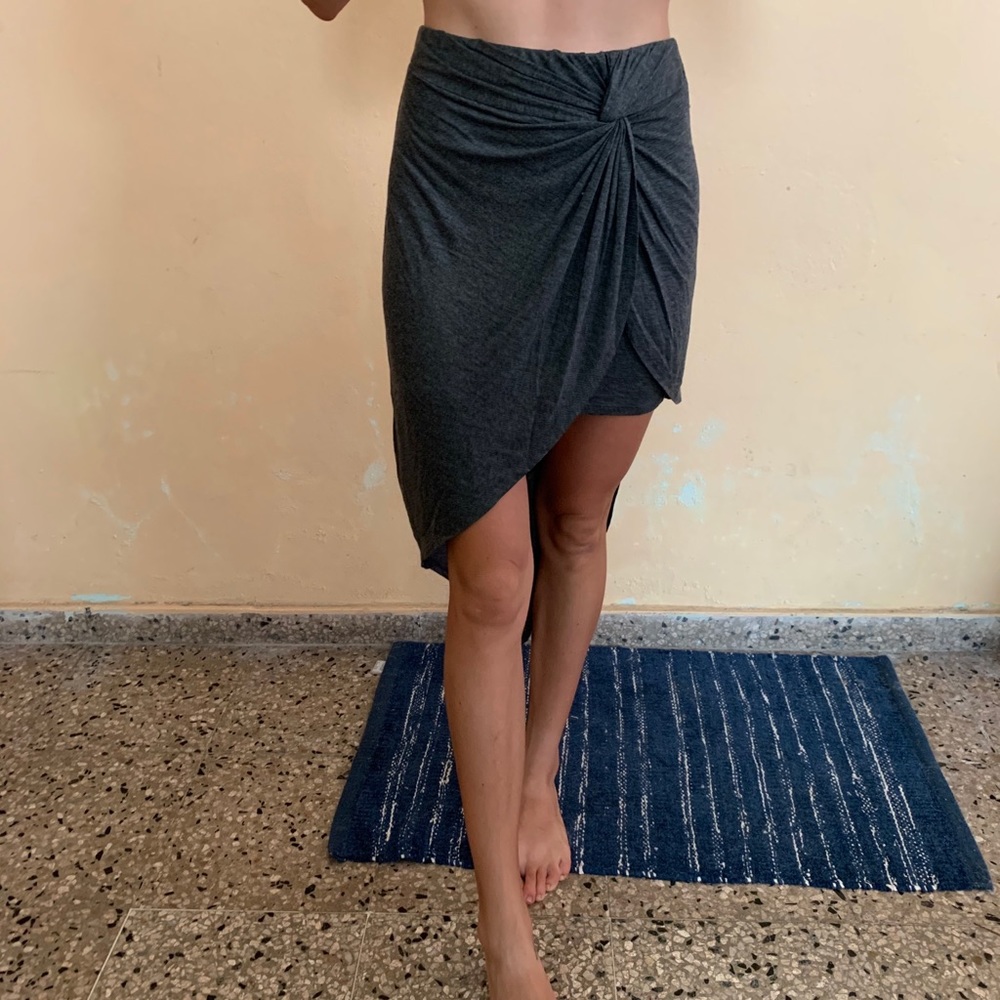 High/low skirt